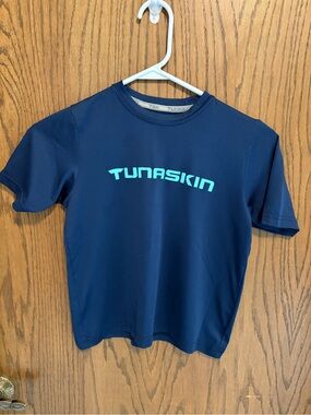 Boys' Tunaskin Echo Navy Short Sleeve Lightweight Performance Tee 35 SPF